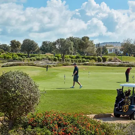 Σπίτι διακοπών Town House In Sleeps 4 With Pool And Air Con Κούκλια